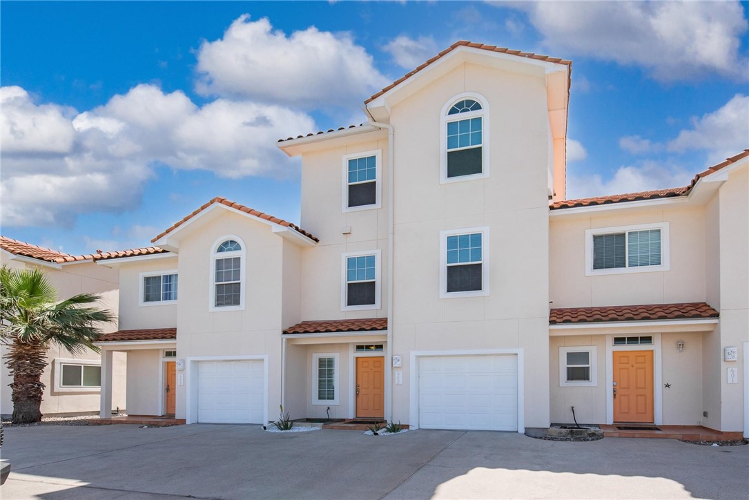 14878 Granada Drive 402 Corpus Christi TX 78418
