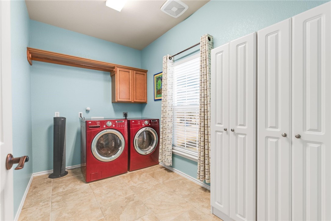 14878 Granada Drive 402 Corpus Christi TX 78418