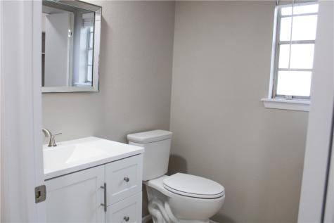 1001 W Bayview Boulevard W B Portland TX 78374