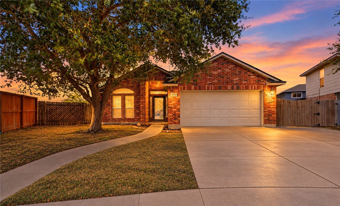 3921 Covington Crossing Corpus Christi TX 78414