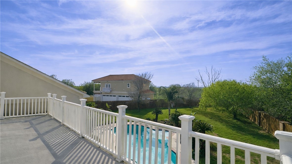 7906 Valtourmanche Drive Corpus Christi TX 78414