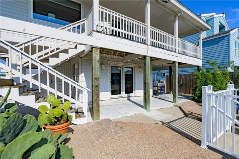 213 Port Saint Claire Aransas Pass TX 78336