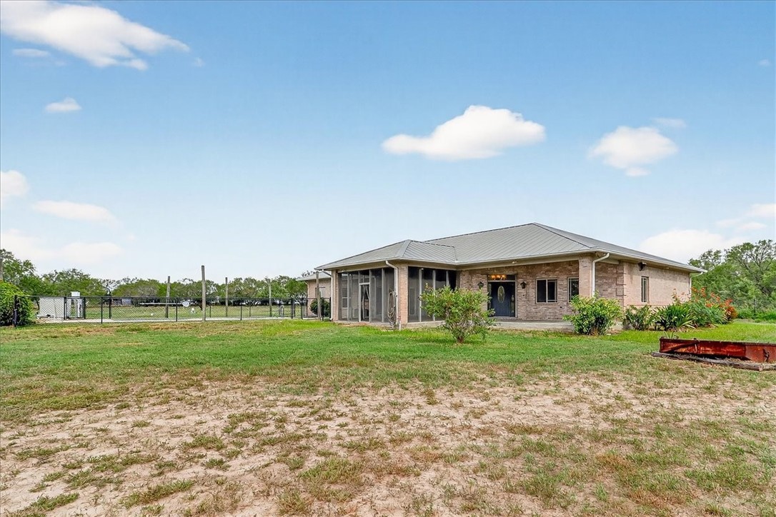 5593 Westlake Drive Sandia TX 78383