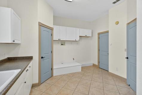 5593 Westlake Drive Sandia TX 78383