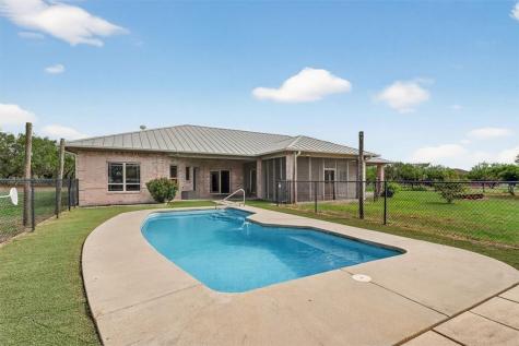 5593 Westlake Drive Sandia TX 78383