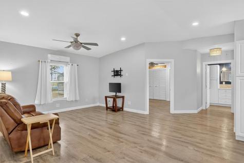 5593 Westlake Drive Sandia TX 78383