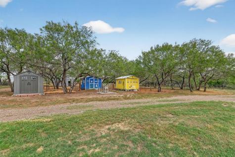 5593 Westlake Drive Sandia TX 78383