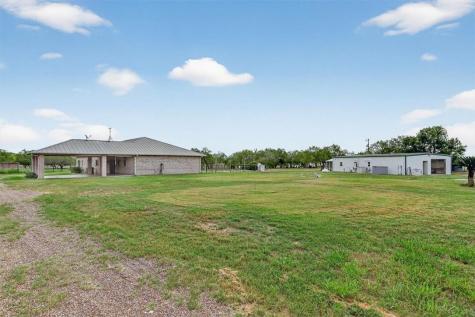 5593 Westlake Drive Sandia TX 78383