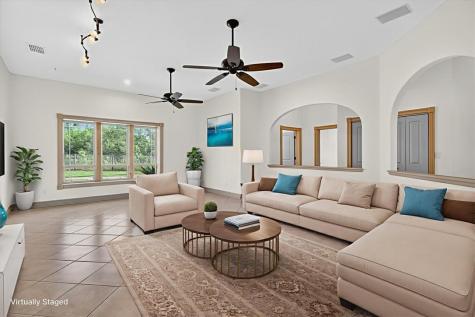 5593 Westlake Drive Sandia TX 78383