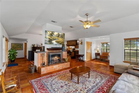 555 Silver Creek Sinton TX 78387