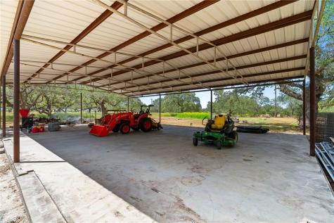 555 Silver Creek Sinton TX 78387