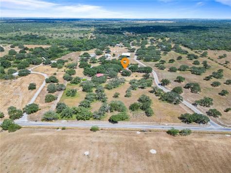 555 Silver Creek Sinton TX 78387