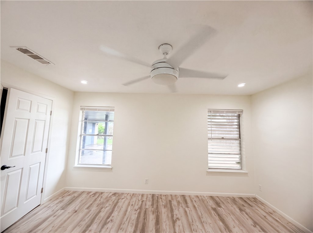 3710 Kingston Drive Corpus Christi TX 78415