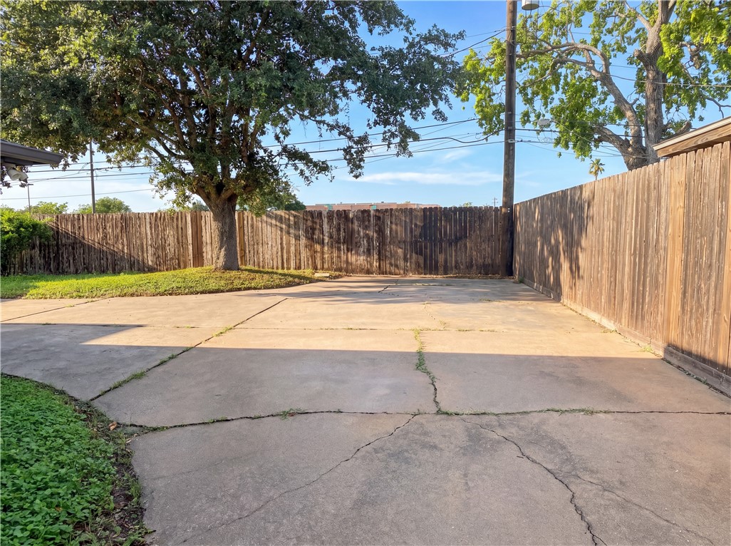 3710 Kingston Drive Corpus Christi TX 78415
