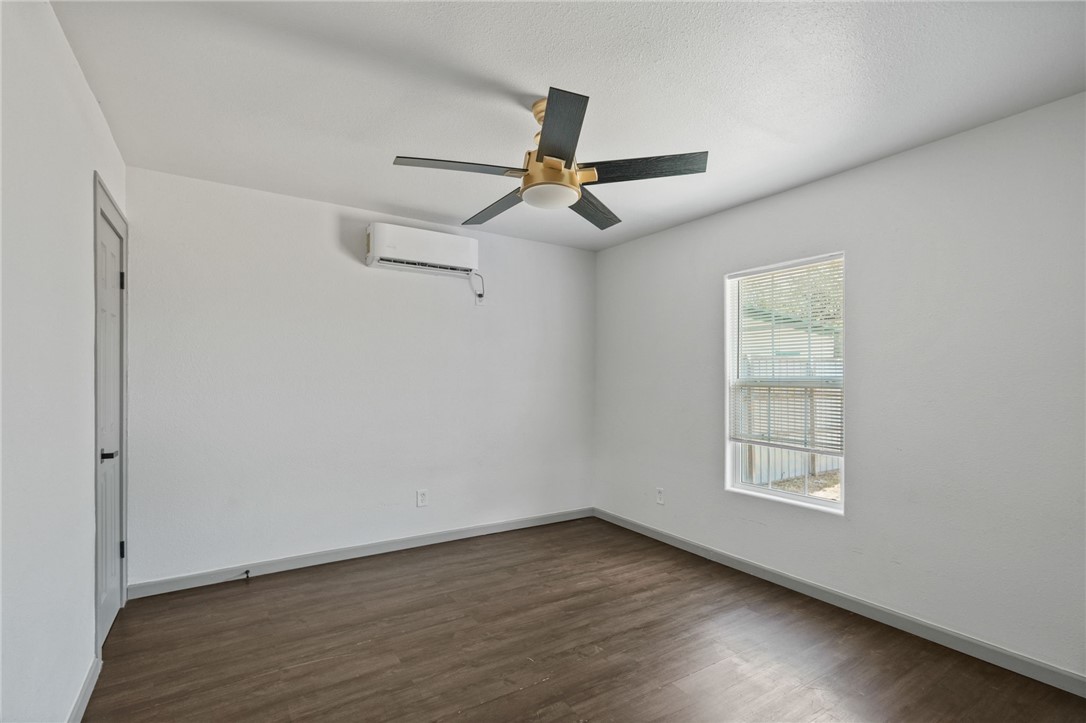 1209 17th Street Corpus Christi TX 78405