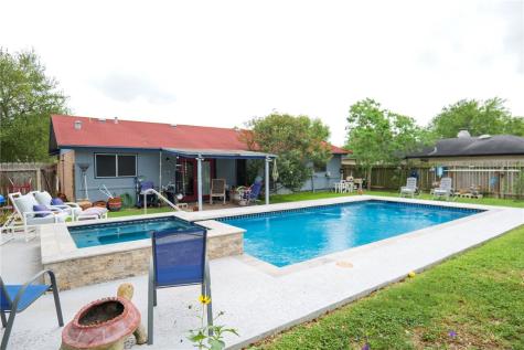 1817 Volga Drive Corpus Christi TX 78412
