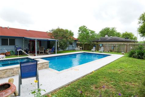 1817 Volga Drive Corpus Christi TX 78412