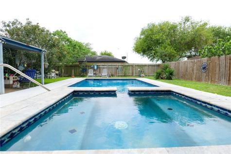 1817 Volga Drive Corpus Christi TX 78412