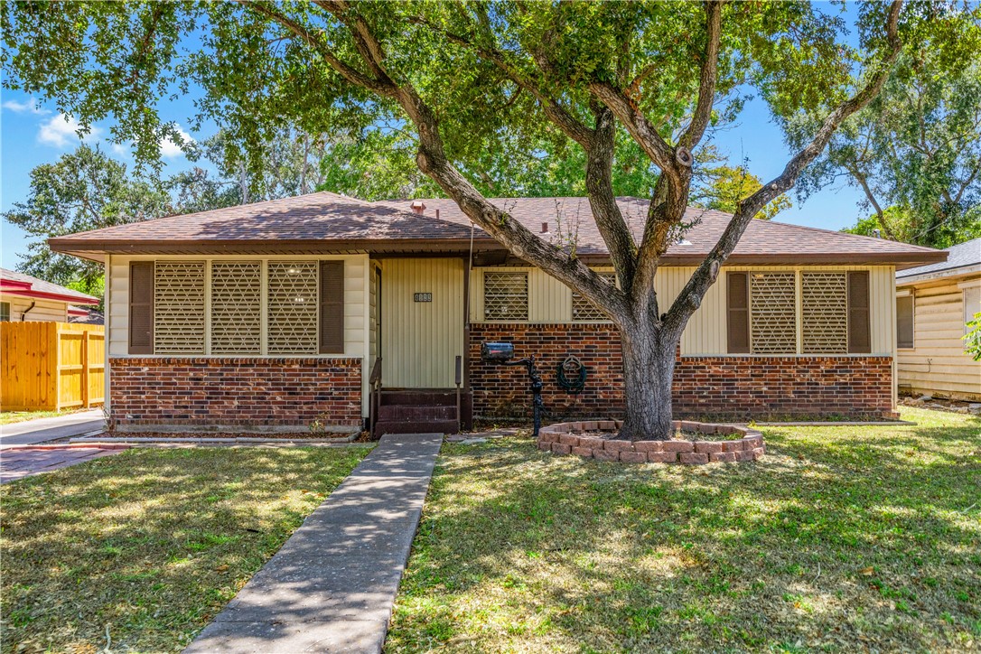 4122 Cott Street Corpus Christi TX 78411