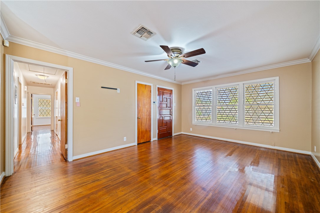 4122 Cott Street Corpus Christi TX 78411