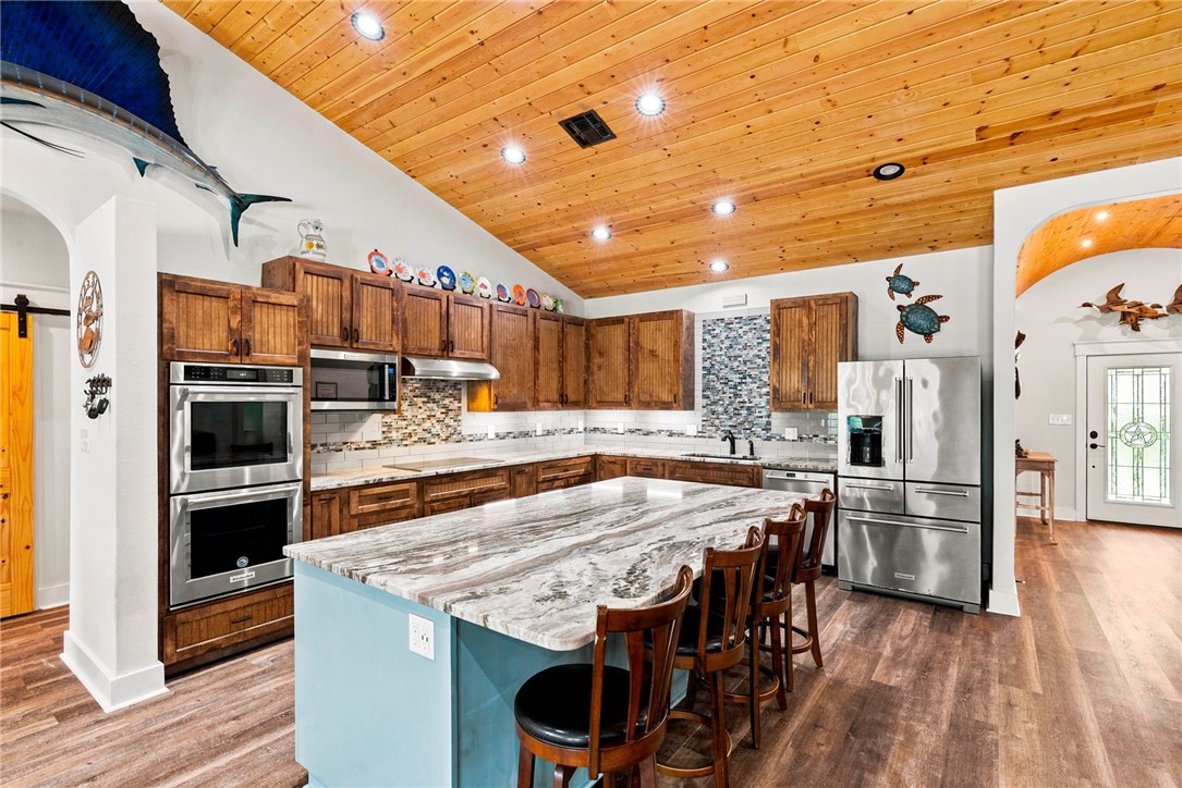 941 Weeping Willow Rockport TX 78382