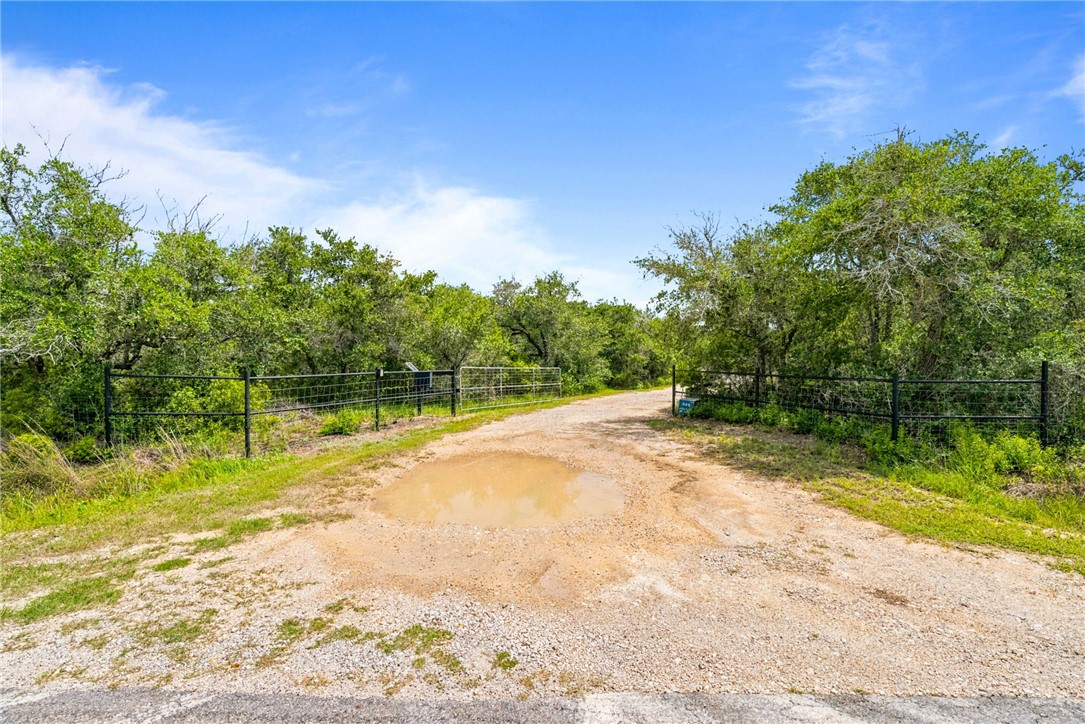 941 Weeping Willow Rockport TX 78382