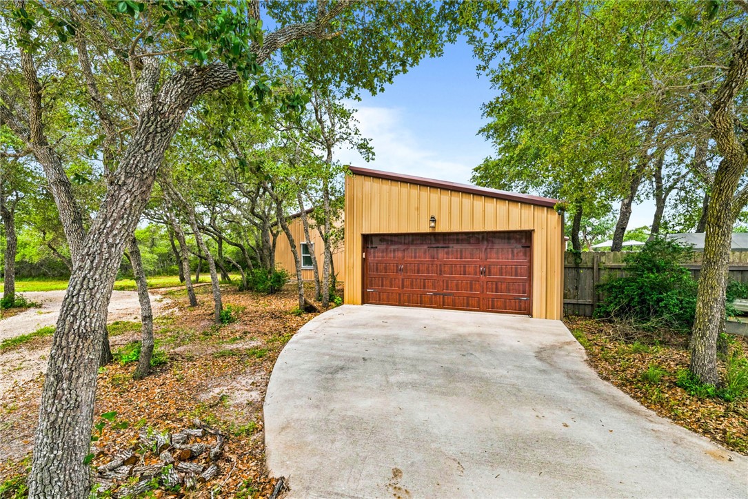 941 Weeping Willow Rockport TX 78382