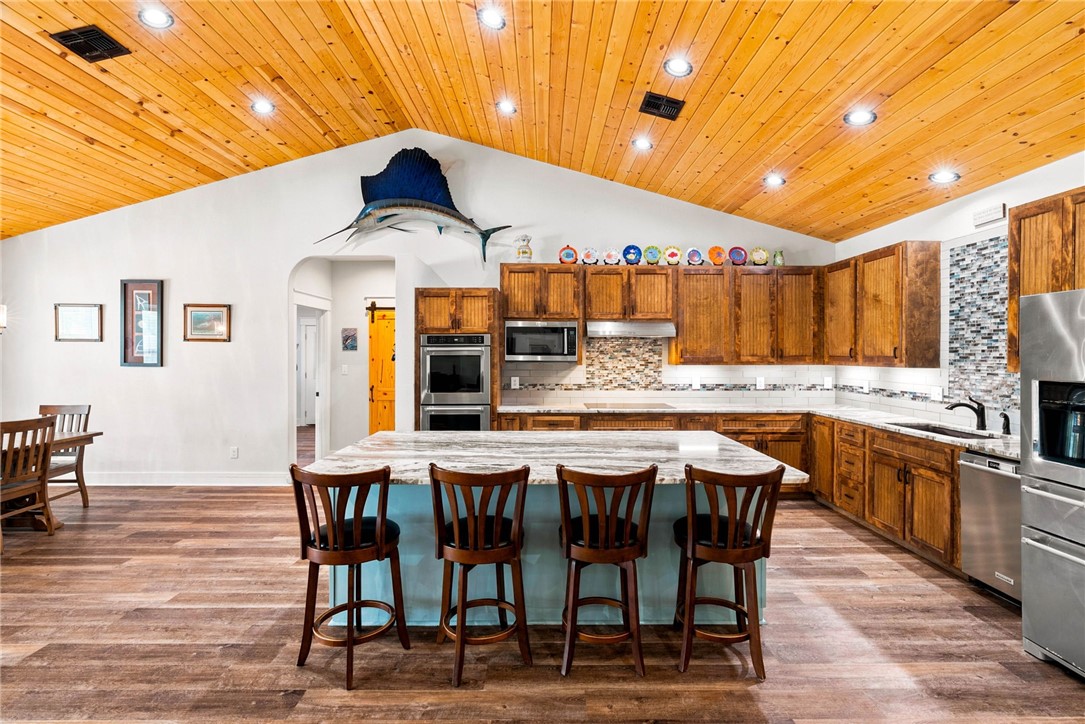 941 Weeping Willow Rockport TX 78382