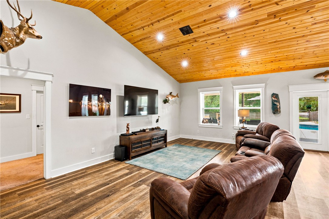 941 Weeping Willow Rockport TX 78382