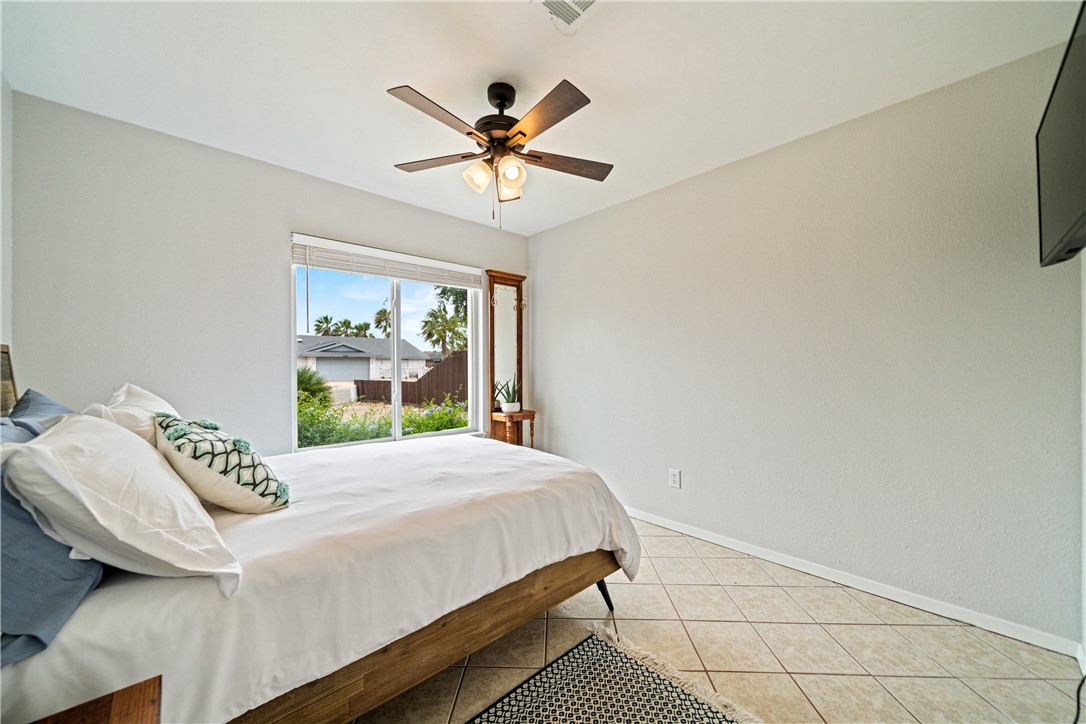 13805 Mizzen Street Corpus Christi TX 78418