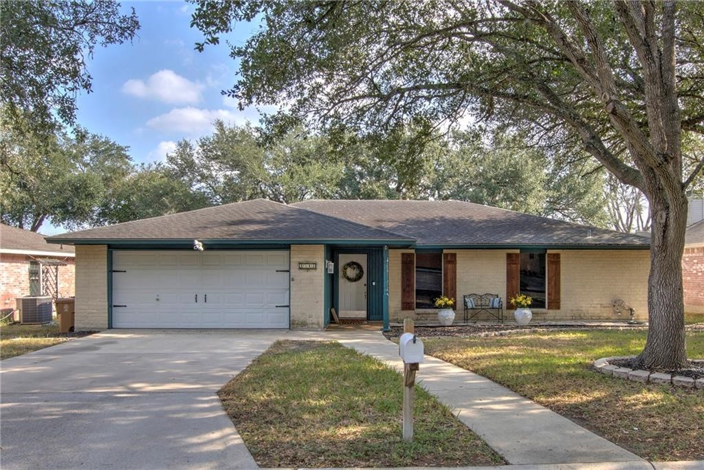 4318 Pecan Bayou Court Corpus Christi TX 78410