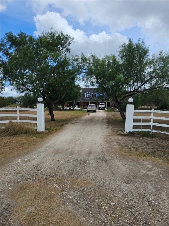 211 County Road 310 Orange Grove TX 78372