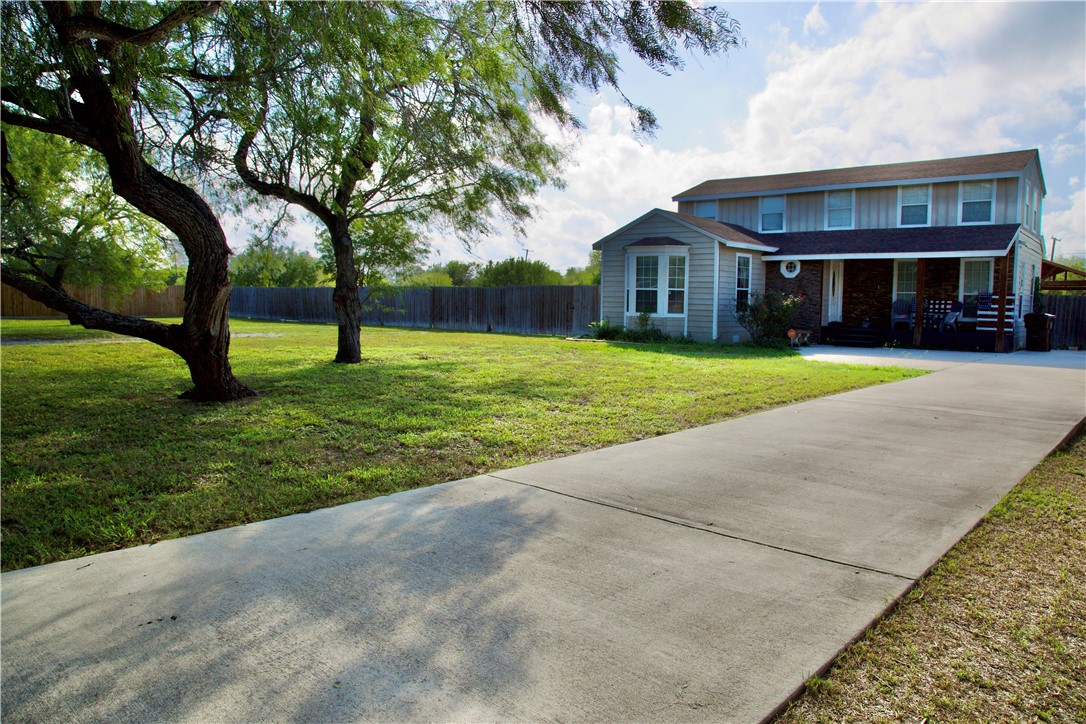 1709 S 7th Street Kingsville TX 78363