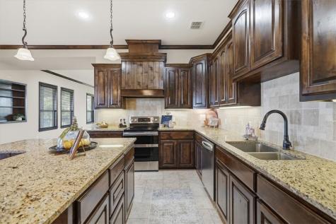 1023 Cr 3651 Sandia TX 78383