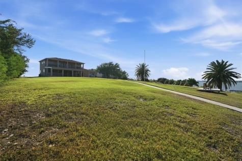 1023 Cr 3651 Sandia TX 78383