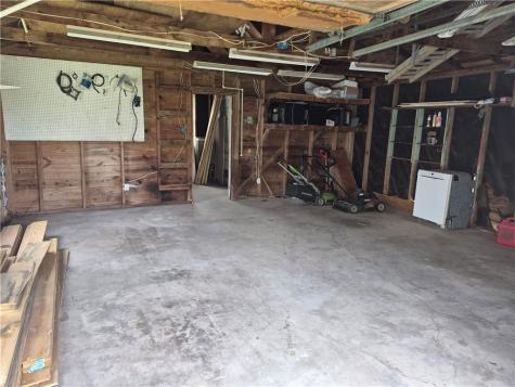 202 N Gregory Street Gregory TX 78359