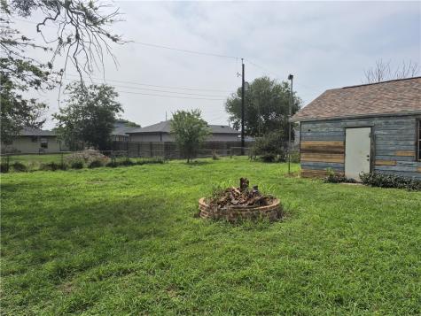 202 N Gregory Street Gregory TX 78359