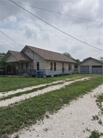 202 N Gregory Street Gregory TX 78359
