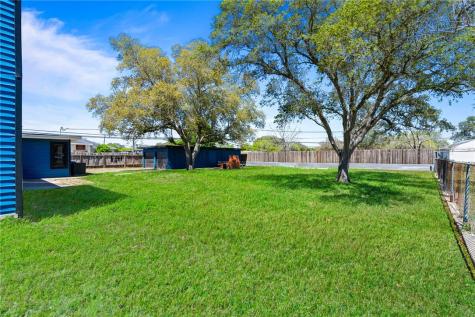 9918 Leopard Street Corpus Christi TX 78410