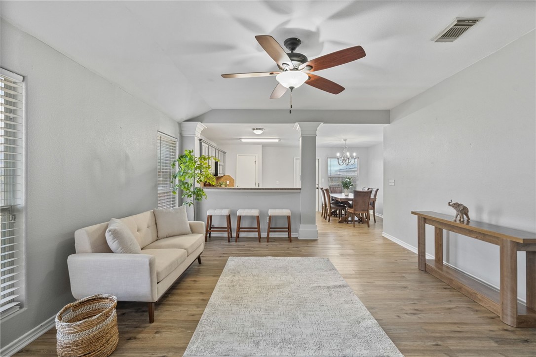 2321 White Star Corpus Christi TX 78414