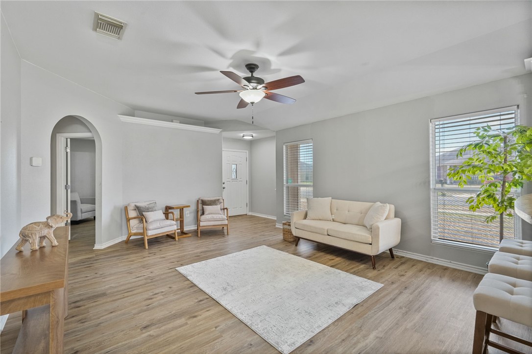 2321 White Star Corpus Christi TX 78414