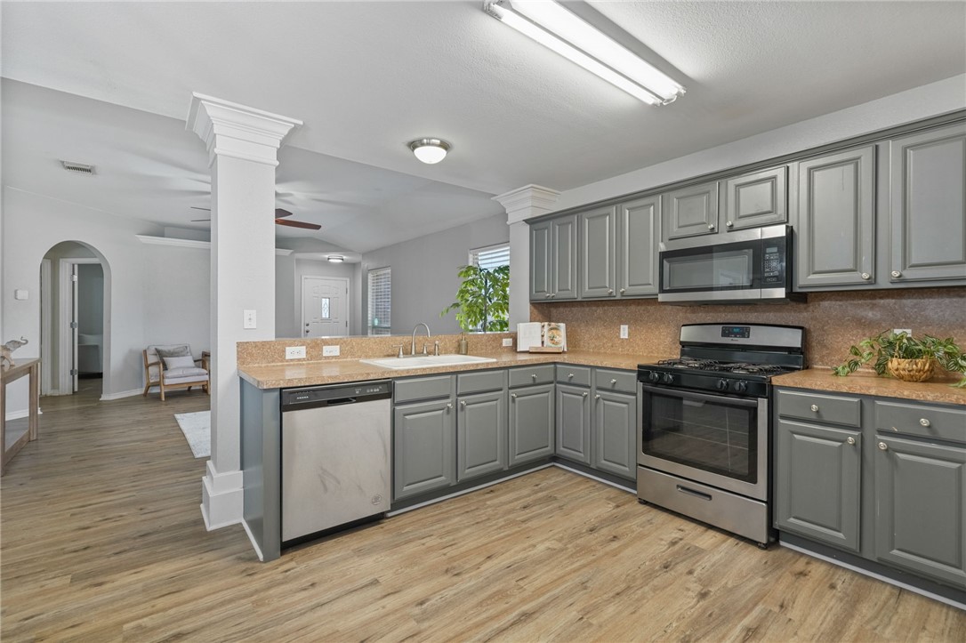 2321 White Star Corpus Christi TX 78414
