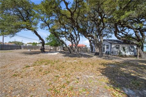 502 N Commercial Street Aransas Pass TX 78336