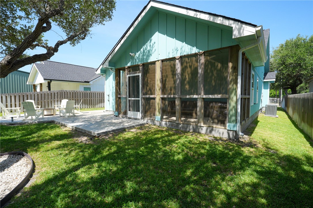 650 Sunset Drive Rockport TX 78382