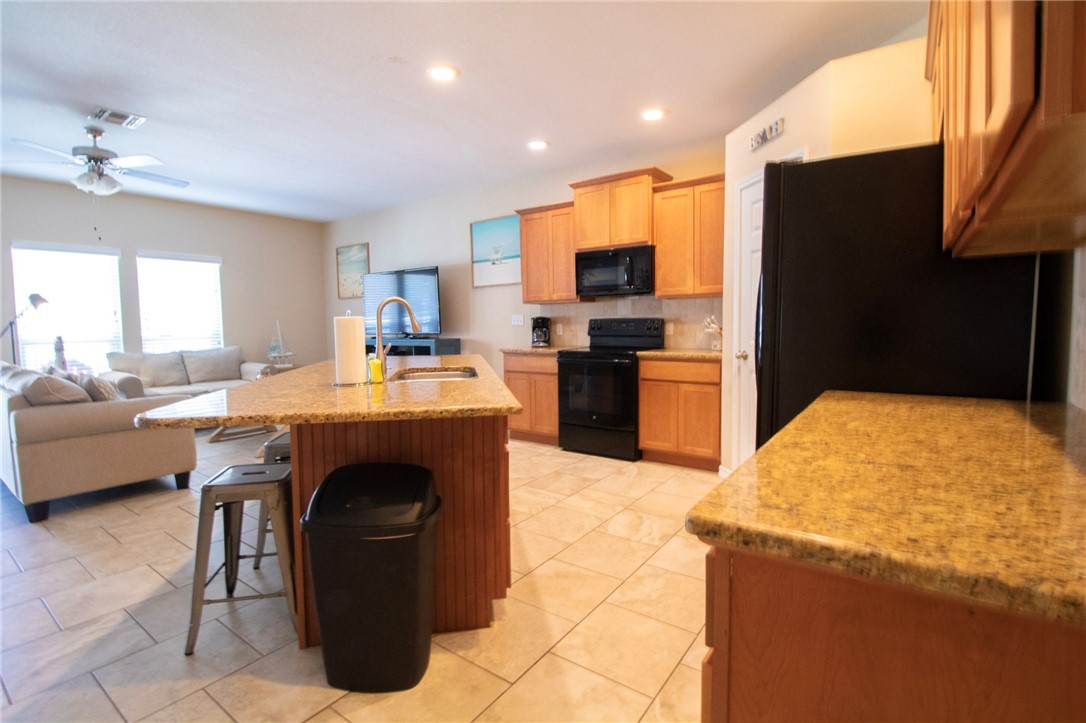 14878 Granada Drive 504 Corpus Christi TX 78418