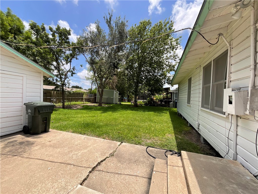 1202 Zarsky Drive Corpus Christi TX 78412