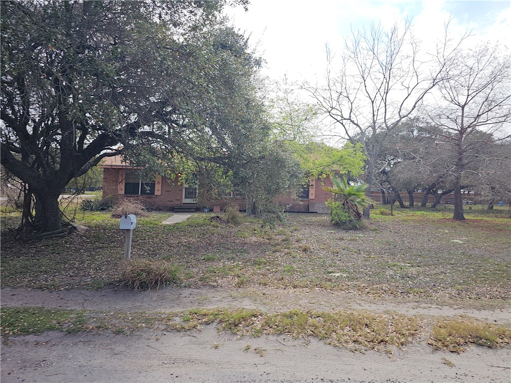 261 N 11th Street Aransas Pass TX 78336