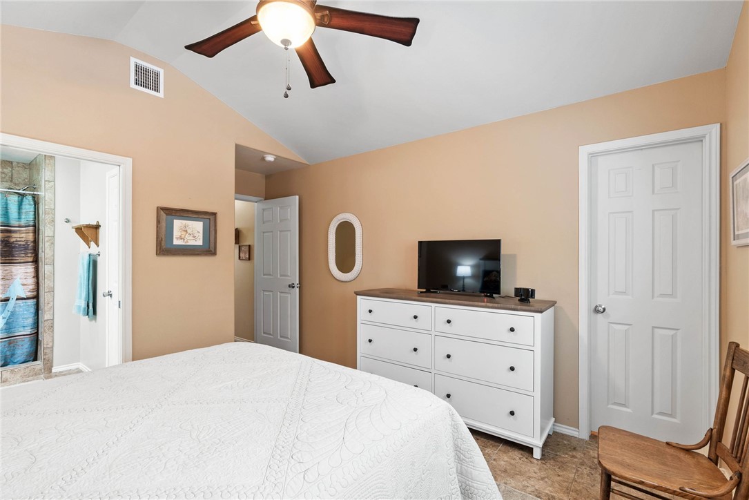 105 Pecan Harbor Street Rockport TX 78382