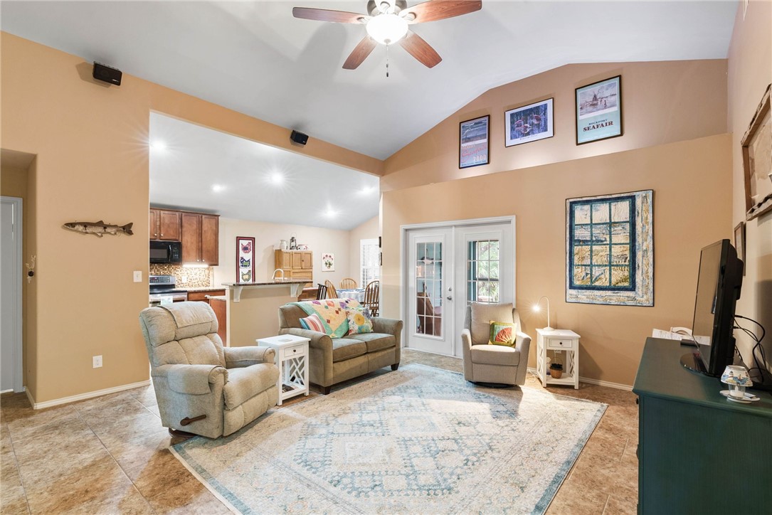105 Pecan Harbor Street Rockport TX 78382