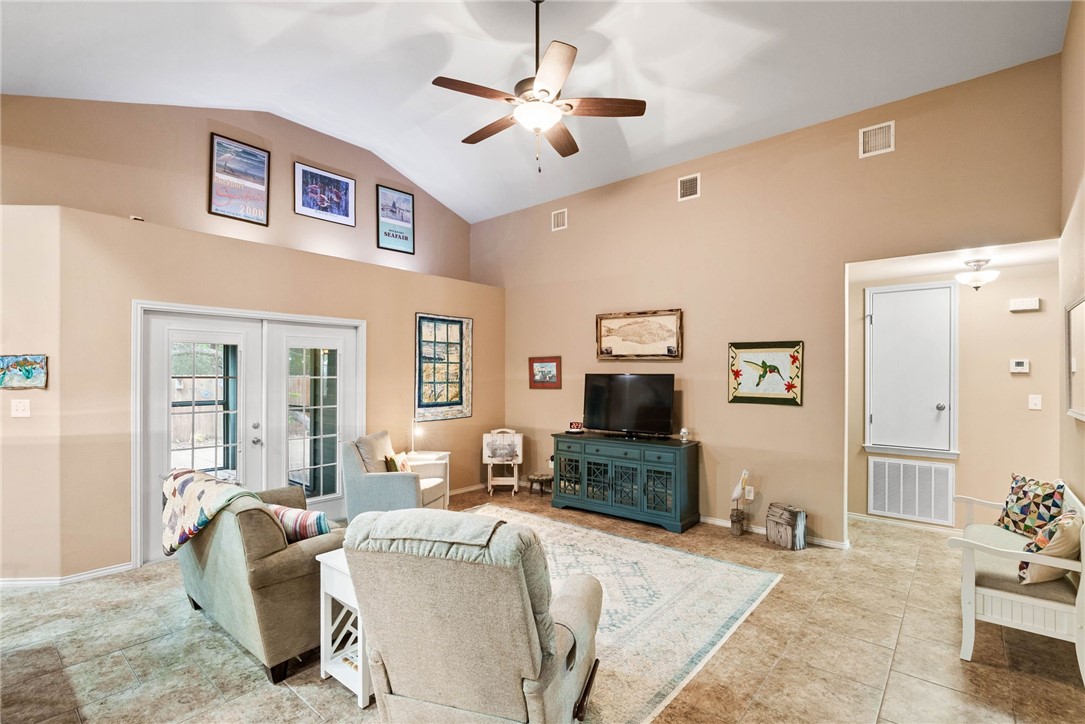 105 Pecan Harbor Street Rockport TX 78382